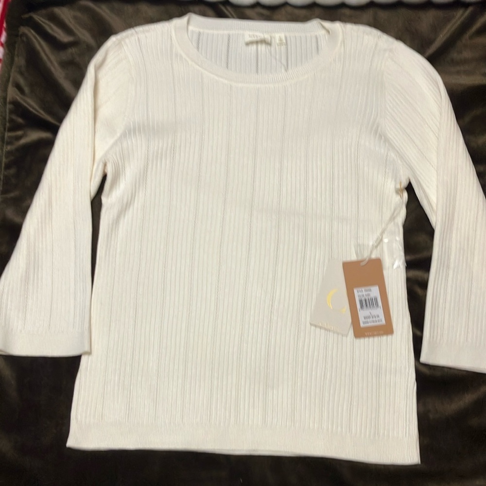 NWT Cyrus Ivory Crew Neck 3/4 sleeve Sweater w/ ribbed detail sz large